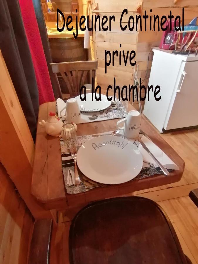 L'Oasis Du Pirate Bed & Breakfast เลวีส ภายนอก รูปภาพ
