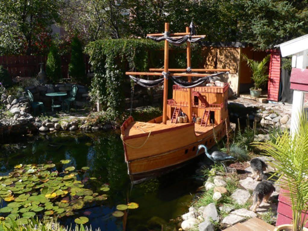 L'Oasis Du Pirate Bed & Breakfast เลวีส ภายนอก รูปภาพ